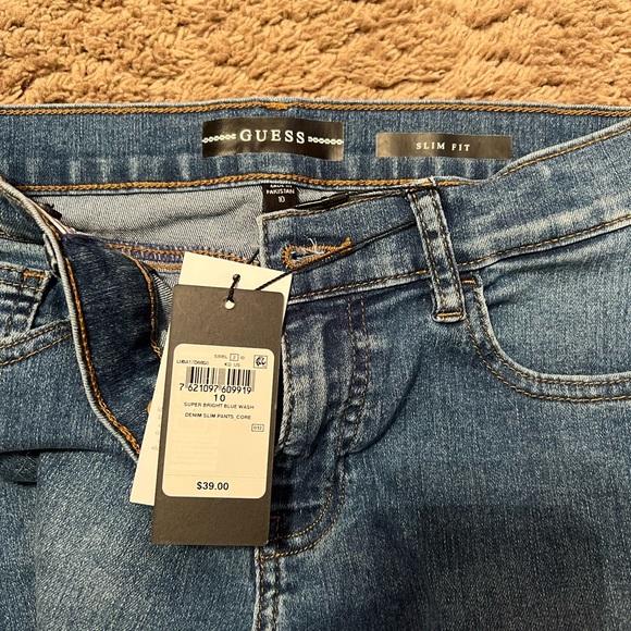 NWT Boys Guess Jeans (Size 10) - Picture 3 of 3